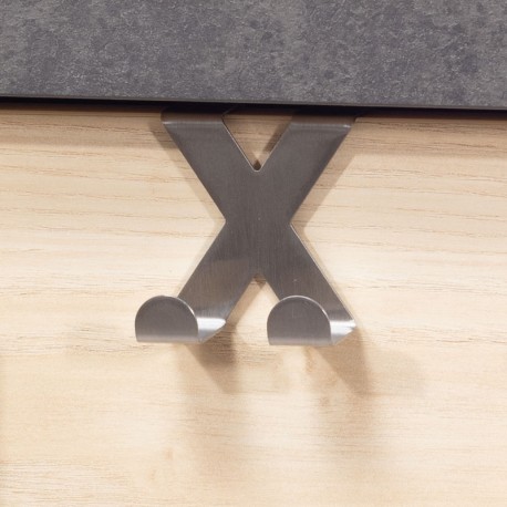 3 pentru 1: Cuier în formă de X