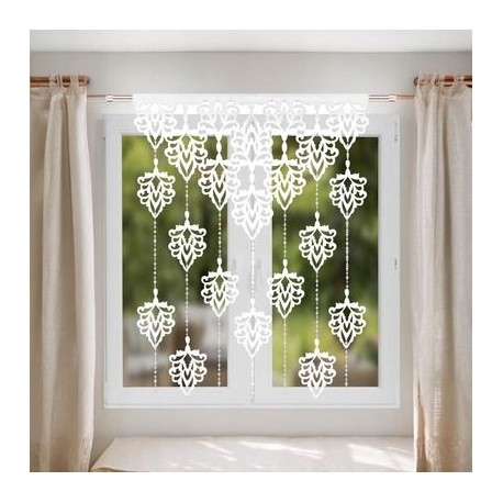 Panou de fereastră 100x150 cm alb cu frunze ajurate şi mărgele