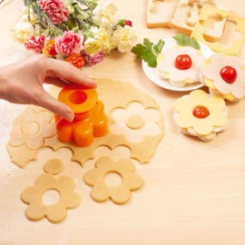 Formă de decupat biscuiţi şi sandvişuri Floare