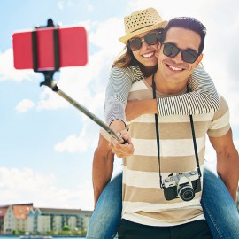Selfie stick cu telecomandă