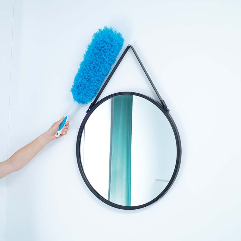 Pămătuf cu înveliş telescopic