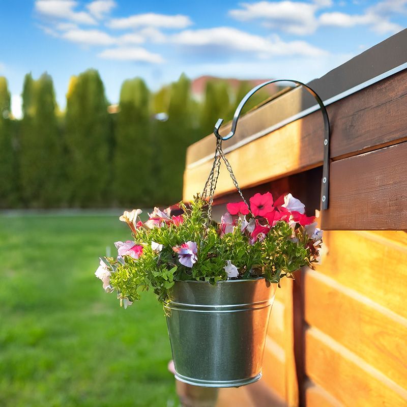 Agăţătoare pentru ghiveci