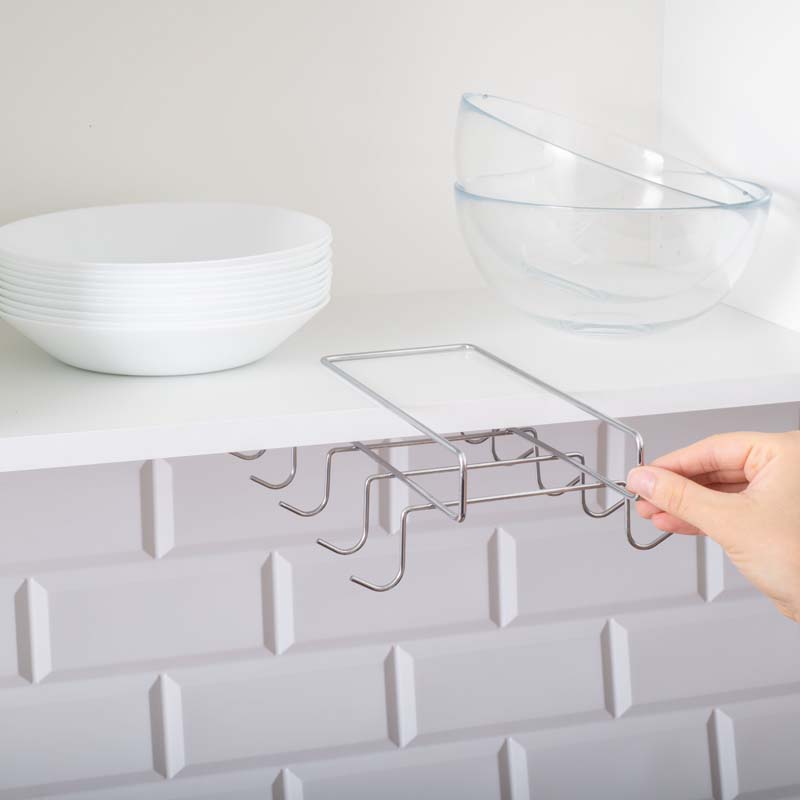 Cuier de pus sub poliţă