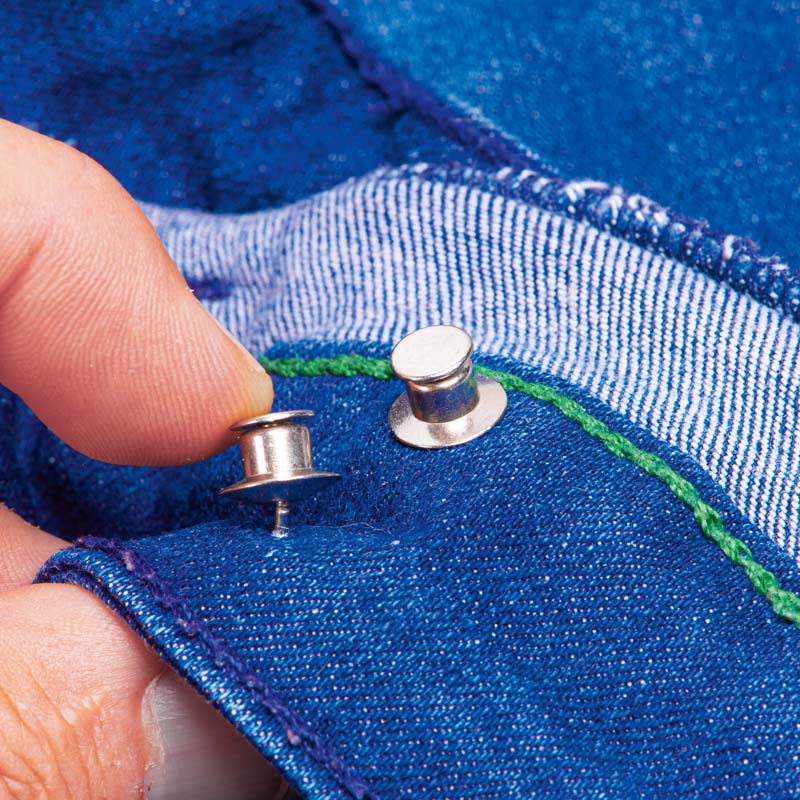 Agrafe pentru îngustarea pantalonilor şi a fustelor