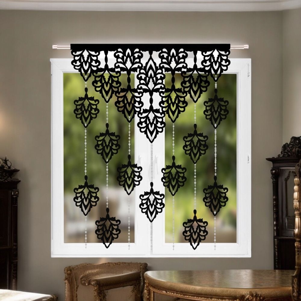 Panou de fereastră 100x150 cm negru cu frunze ajurate şi mărgele
