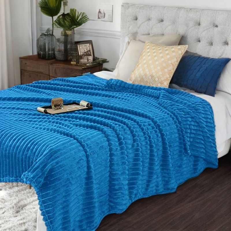 Pătură albastră cu dungi 3D