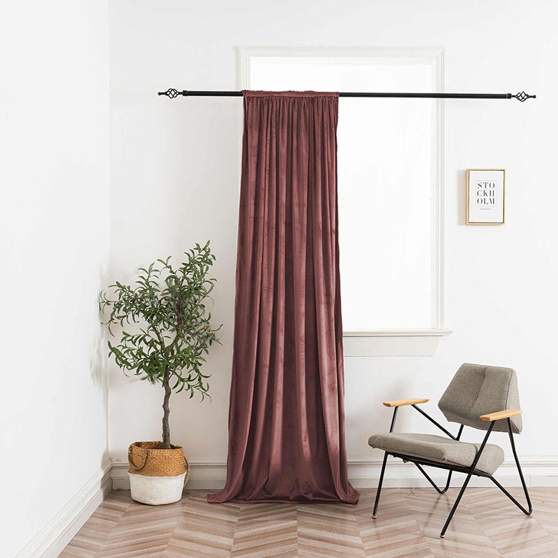 Draperie roz din catifea, model chevron 140 × 250 cm