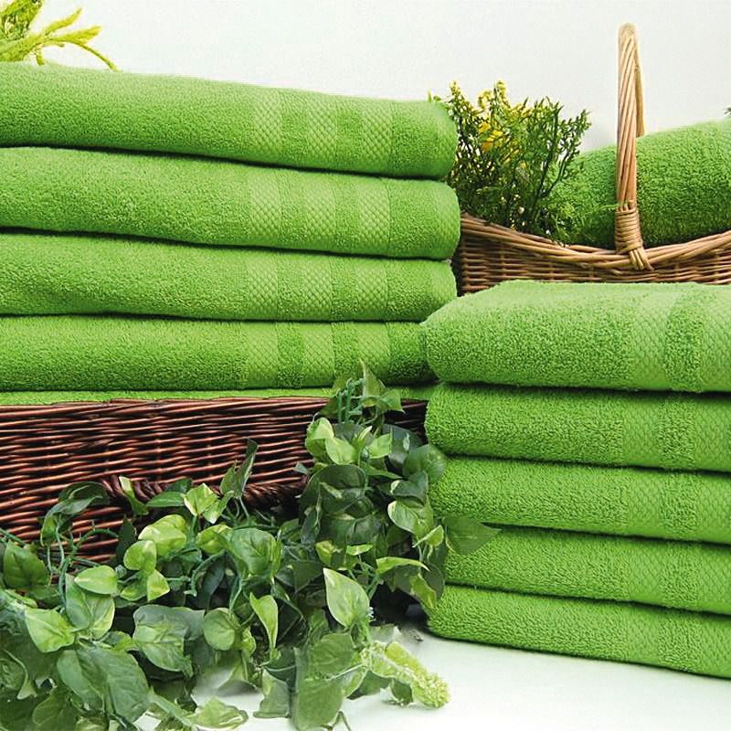 Prosop frotte verde deschis 70×140 cm; 500g/m2