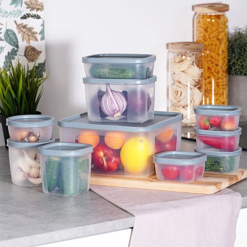 Set de recipiente pentru alimente cu capace