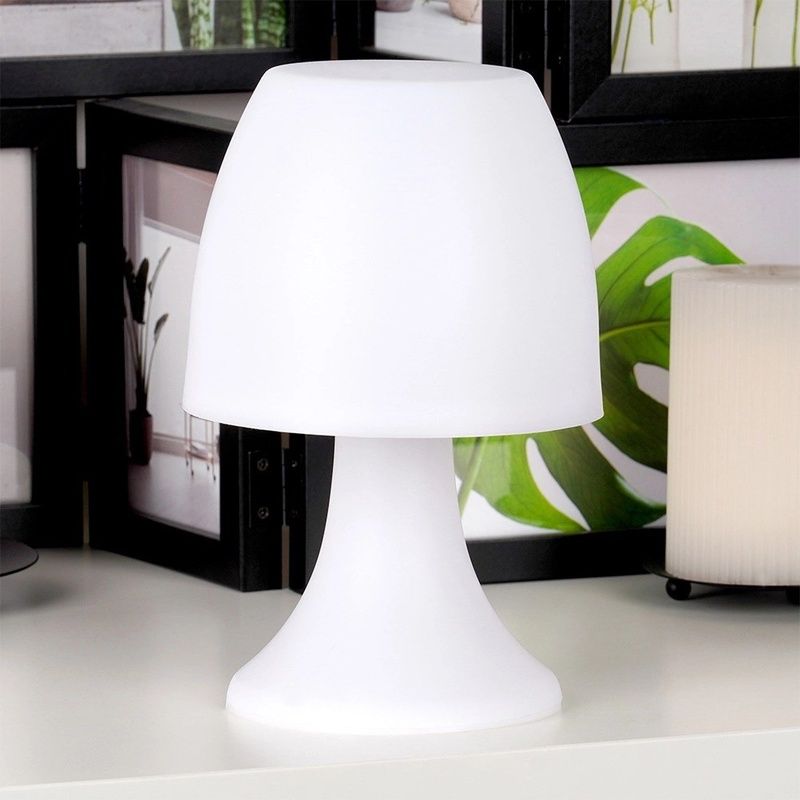 Lampă de noapte LED - multicolor