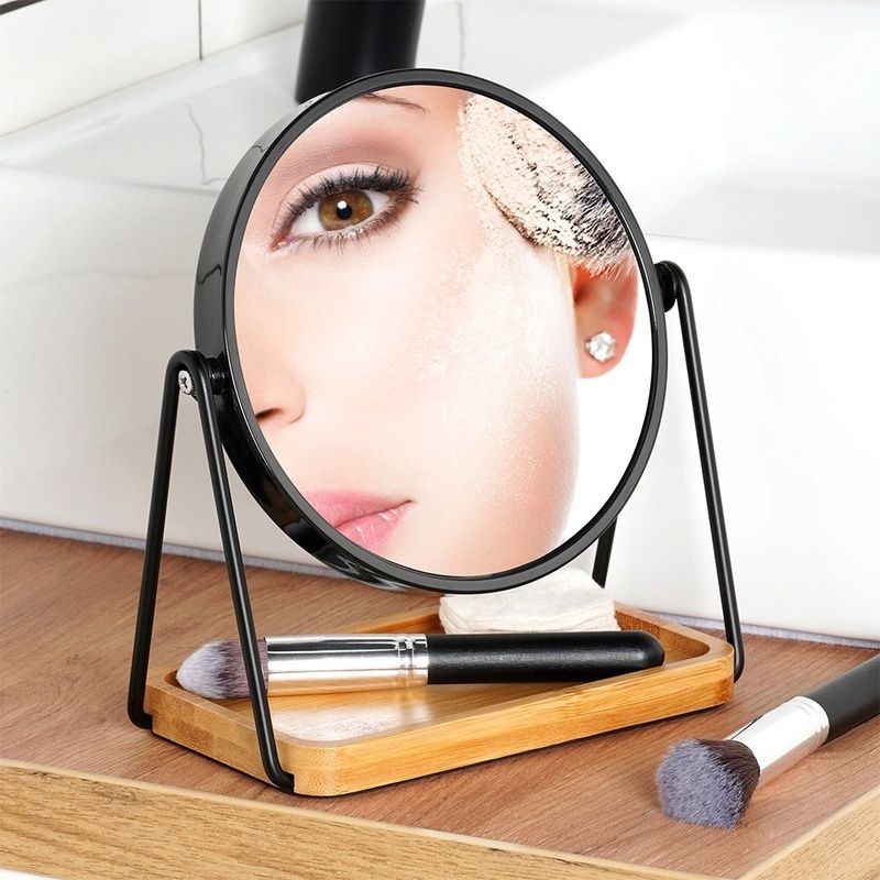 Oglindă cosmetică cu două fețe