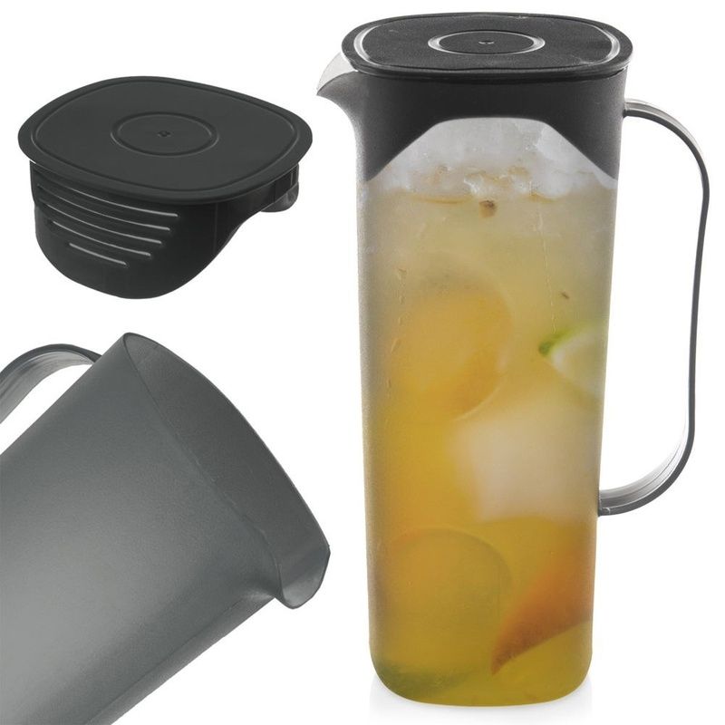 Cană din plastic cu capac