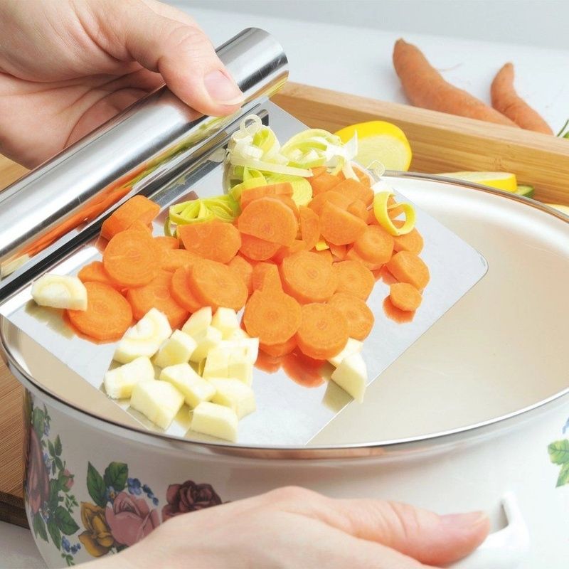 Spatulă din oţel pentru cremă