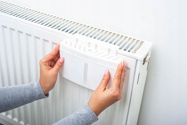 Umidificator pentru calorifer