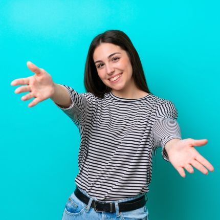 Alătură-te Clubului